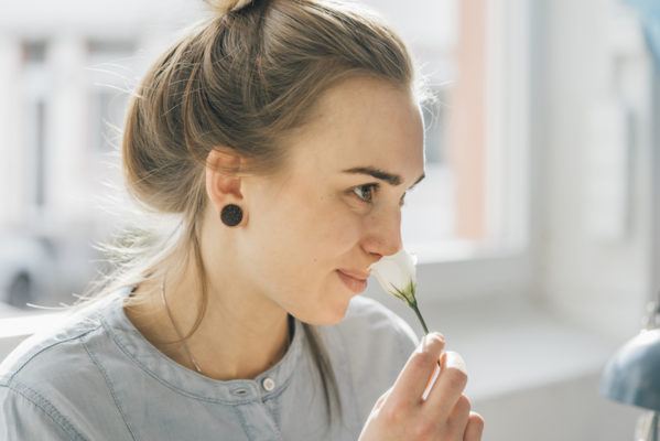 Everything You’ve Ever Wanted to Know About the Scent of Your Vagina