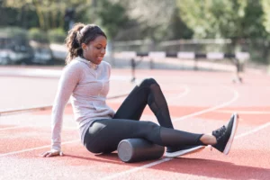 3 Ways To Use a Foam Roller To Relieve Knee Pain in 10 Minutes