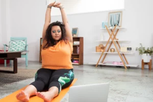 What TikTok’s Viral Hands-Free Sit-Squat-Stand ‘Fitness Test’ Really Says About Your Body